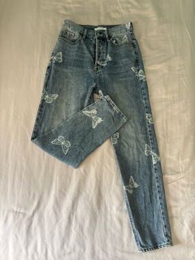 PacSun Blue High-Rise Jeans with White Butterfly Print